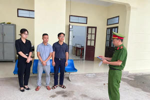 Khởi tố 3 đối tượng về hành vi mua bán trái phép hóa đơn
