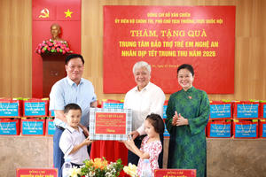 Ấm áp mùa trăng - lan tỏa yêu thương, chăm lo cho trẻ em Nghệ An