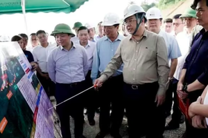 Đẩy nhanh tiến độ hai dự án cao tốc Hữu Nghị-Chi Lăng và Đồng Đăng-Trà Lĩnh
Đẩy nhanh tiến độ hai dự án cao tốc Hữu Nghị-Chi Lăng và Đồng Đăng-Trà Lĩnh