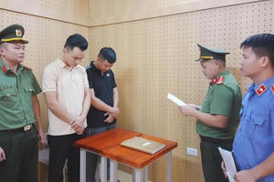 Khởi tố 2 đối tượng lập fanpage giả danh giáo xứ kêu gọi xây nhà thờ rồi chiếm đoạt tiền