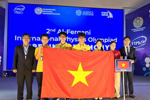 Cả 4 học sinh đoạt huy chương, Việt Nam đứng thứ 4 tại Olympic Vật lí quốc tế Al-Fergani năm 2026
Cả 4 học sinh đoạt huy chương, Việt Nam đứng thứ 4 tại Olympic Vật lí quốc tế Al-Fergani năm 2026
