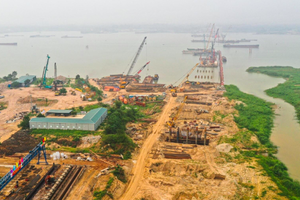 Hà Nội hoàn thành giải phóng mặt bằng 7 cầu qua sông Hồng
