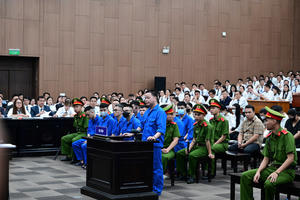 Bị hại cầu cứu vì 'cháy' tài khoản, nhân viên Mr Pips nói 'chỉ là bác sỹ'