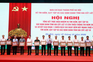 Bản tin tổng hợp 29/10: Hà Nội hoàn thành khai quật 4.468 mộ liệt sĩ lấy mẫu giám định ADN
