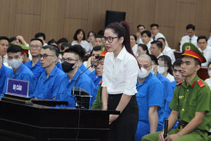 Bạn gái Mr Pips khai cất giữ hơn 44 tỷ đồng tiền mặt và 1 triệu USD trong tủ quần áo