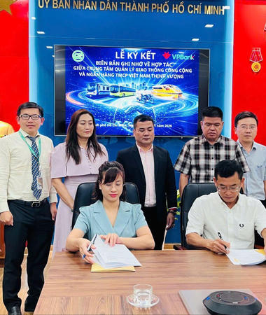 VPBank đưa “Chạm & đi” đến hàng triệu chuyến giao thông công cộng TP.HCM