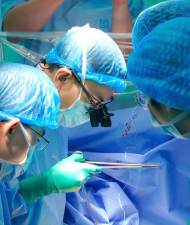 Trái tim từ Bắc vào Nam hồi sinh sự sống cho bệnh nhi ngày đầu xuân mới