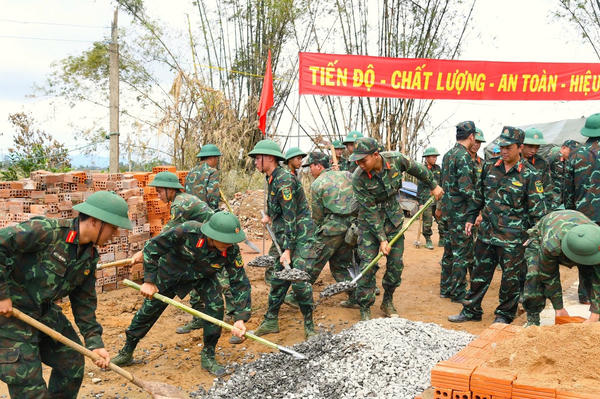 'Chiến dịch Quang Trung': Đã hoàn thành sửa chữa, xây mới gần 4.900 căn nhà 'Chiến dịch Quang Trung': Đã hoàn thành sửa chữa, xây mới gần 4.900 căn nhà