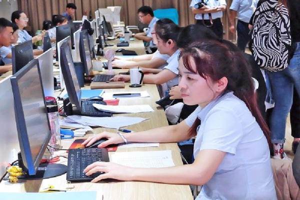 Công bố 4 thủ tục mới trong lĩnh vực Sở Giao dịch hàng hóa