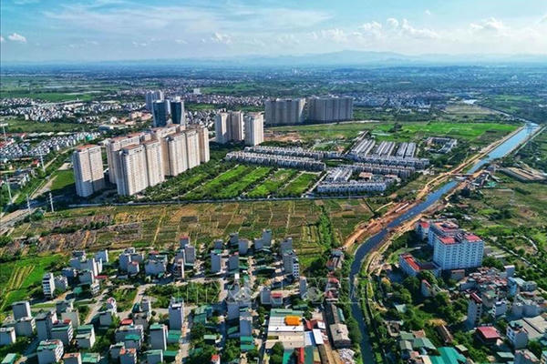 Bổ sung quy định về phân cấp, phân quyền, phân định thẩm quyền lĩnh vực đất đai Bổ sung quy định về phân cấp, phân quyền, phân định thẩm quyền lĩnh vực đất đai