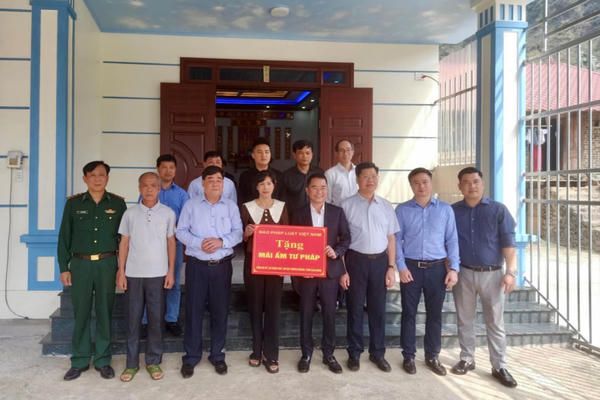 Năm 2025: Báo Pháp luật Việt Nam tiếp tục hành trình đưa 'Mái ấm Tư pháp' đến với người dân