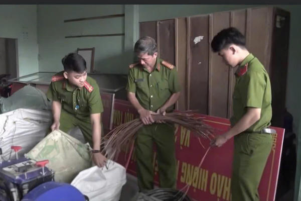 Gia Lai: Bắt nóng nhóm đối tượng trộm cắp liên tỉnh, thu giữ hơn 1 tấn dây cáp điện