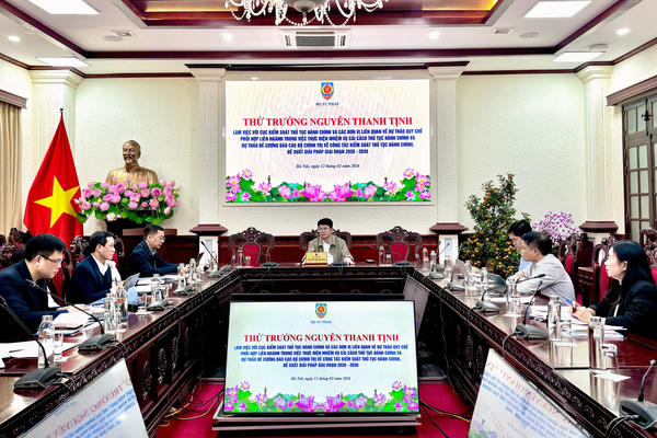 Đánh giá thực chất cải cách thủ tục hành chính, đề xuất giải pháp đột phá trình Bộ Chính trị