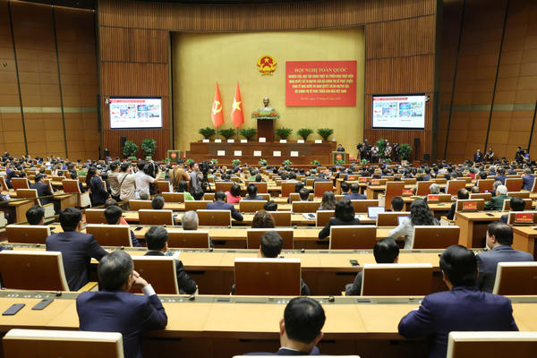 Hội nghị toàn quốc quán triệt và triển khai thực hiện các Nghị quyết của Bộ Chính trị về phát triển kinh tế nhà nước và phát triển văn hóa