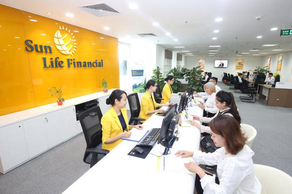 Bảo hiểm Nhân thọ Sun Life Việt Nam: Được chấp thuận tăng vốn lên hơn 18.900 tỷ đồng, lỗ luỹ kế 'ăn mòn' hơn nửa vốn chủ sở hữu Bảo hiểm Nhân thọ Sun Life Việt Nam: Được chấp thuận tăng vốn lên hơn 18.900 tỷ đồng, lỗ luỹ kế 'ăn mòn' hơn nửa vốn chủ sở hữu