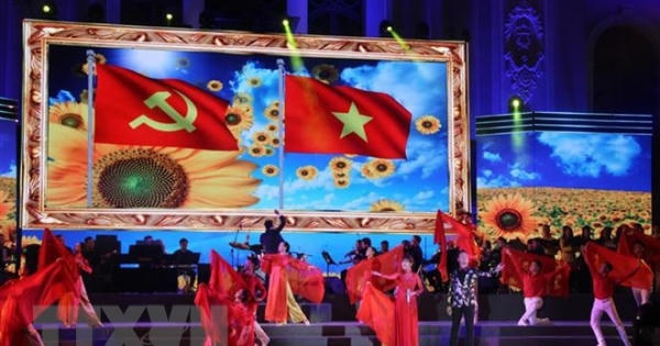 Kỷ niệm 89 năm Ngày thành lập Đảng: Mùa Xuân - Ước vọng và niềm tin