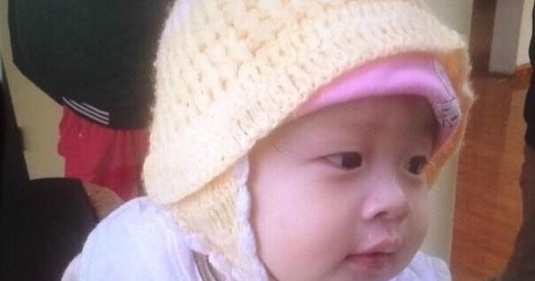 Hà Nam: Bé trai 8 tháng tuổi bị bỏ rơi trong thùng xốp trước cổng chùa