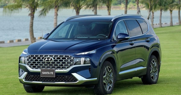 Giá lăn bánh 3 mẫu SUV 7 chỗ số tự động rẻ nhất thị trường