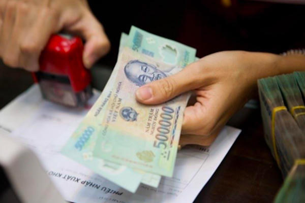 Chốt phương án tăng lương tối thiểu vùng 6% trình Chính phủ và áp dụng từ 1/7/2024