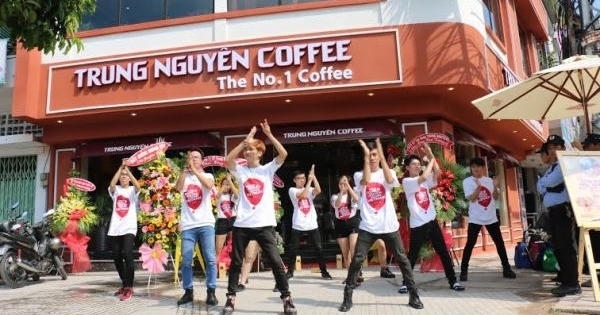 Một cuộc ly hôn là tính toán của vợ chồng ông chủ Trung Nguyên?
