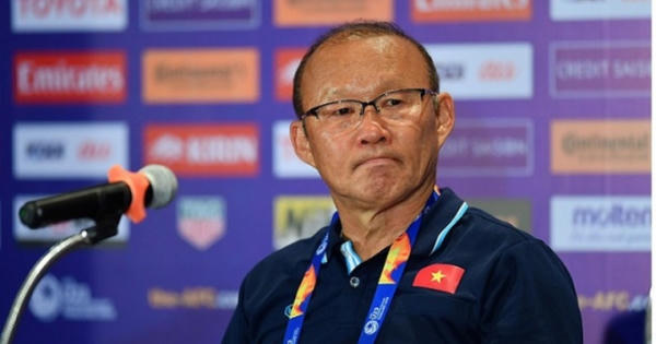 HLV Park Hang-seo “Tôi không chọn cầu thủ chỉ vì anh ta chơi bóng tại châu Âu”