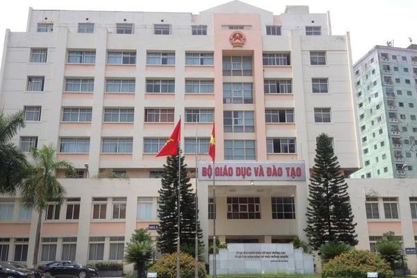 Trường công, trường tư: Cần đối xử bình đẳng, tạo môi trường cạnh tranh công bằng, minh bạch Trường công, trường tư: Cần đối xử bình đẳng, tạo môi trường cạnh tranh công bằng, minh bạch