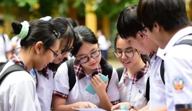Bộ GD&ĐT công bố đề thi tham khảo tốt nghiệp THPT 2024