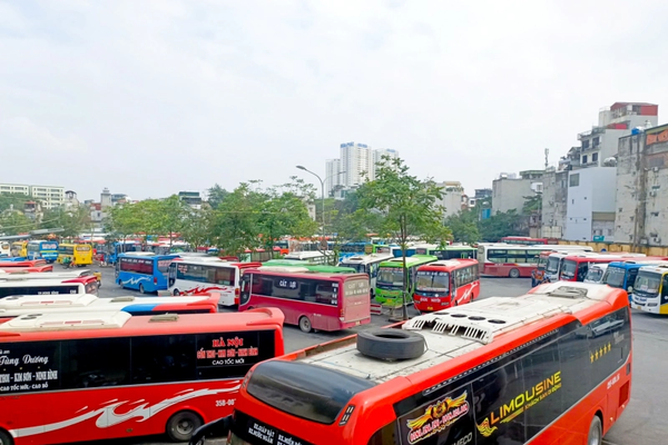 Hà Nội tăng cường 625 lượt xe phục vụ hành khách dịp nghỉ lễ 30/4-1/5