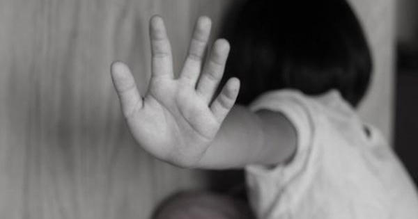 Bắt giam người đàn ông nhiều lần dâm ô với con ruột của mình