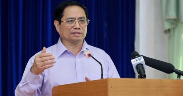 Thủ tướng: TP HCM 'đi trước đón đầu', bản lĩnh trong phòng, chống dịch