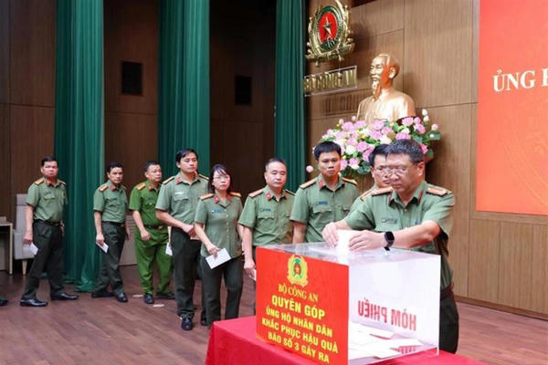 Bộ Công an hỗ trợ 20 tỷ đồng cho 10 tỉnh, thành phố khắc phục hậu quả sau cơn bão số 3