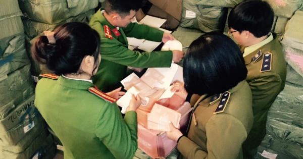 Hà Nội: Thu giữ gần 5 tấn mặt nạ mỹ phẩm dưỡng da lậu