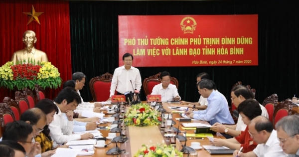 Phó Thủ tướng Trịnh Đình Dũng làm việc với tỉnh Hòa Bình Phó Thủ tướng Trịnh Đình Dũng làm việc với tỉnh Hòa Bình
