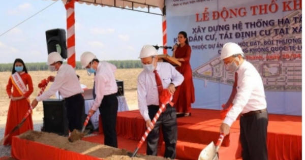 Những lô đất đầu tiên được cắm mốc trong khu tái định cư Sân bay Long Thành