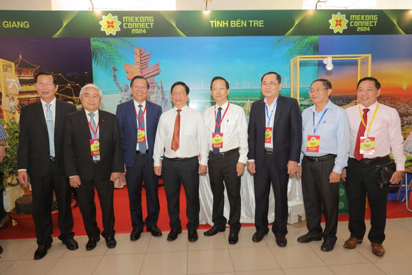TP HCM tiếp tục phát huy vai trò nòng cốt, đầu tàu trong liên kết phát triển với vùng ĐBSCL