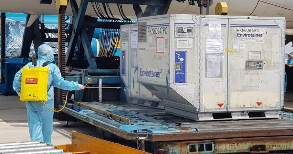 Những ai không nên tiêm vắc xin Covid-19 của AstraZeneca?