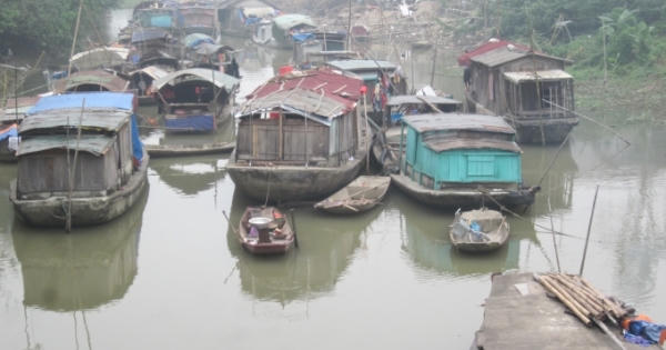 Noel ấm áp của làng chài dưới chân cầu Sâng