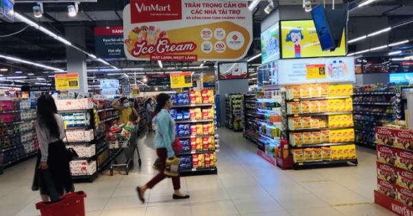 VinMart/VinMart+ “tung” khuyến mại lớn, cam kết tiêu thụ 500 tấn nhãn lồng đặc sản Hưng Yên