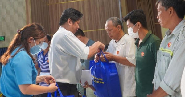 Thủ tướng: Tăng cường các giải pháp chăm lo đời sống cho người dân dịp Tết Nguyên đán Giáp Thìn