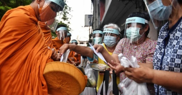 Vì sức khỏe cộng đồng, pháp luật có hạn chế quyền tự do thực hành tôn giáo?