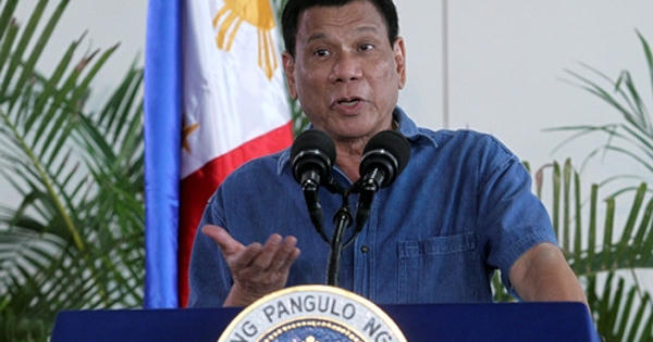 Tổng thống Duterte yêu cầu Mỹ không lưu trữ vũ khí tại Philippines