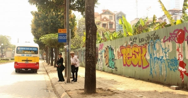 Doanh nghiệp địa ốc 'thâu tóm' đất vàng: Kẻ lời nghìn tỷ, người 'mắc nghẹn'