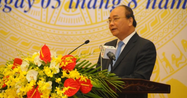 Thủ tướng: Sính bằng cấp nên nhiều tiến sĩ thiếu công trình khoa học có giá trị