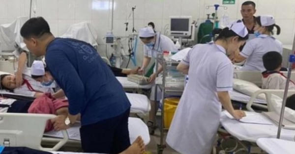 Đắk Lắk: Tạm dừng cơ sở kinh doanh trà sữa vụ 17 học sinh nghi bị ngộ độc