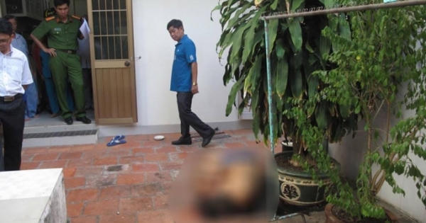 Học sinh đến nhà học thêm phát hiện ra thầy giáo chết trên vũng máu