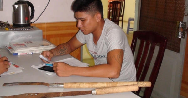 Đồng Nai: Mang dao đi giành bạn gái