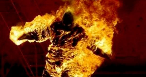 Tẩm chất gây cháy để đốt vợ rồi lên công an tự thú