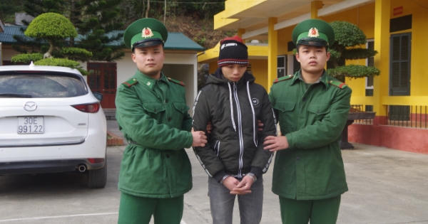 Cao Bằng: Đồn Biên phòng Cửa khẩu Trà Lĩnh bắt 2 đối tượng buôn ma túy