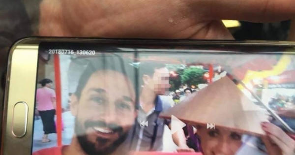 Công an vào cuộc vụ du khách bị trả lại tiền thừa bằng tiền âm phủ