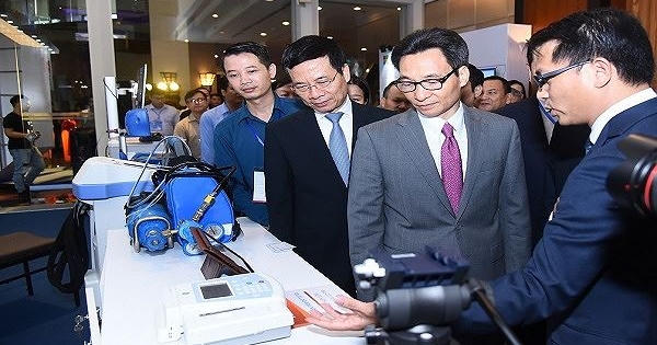 Phó Thủ tướng Vũ Đức Đam: “Phải đột phá ra khỏi những tư duy cũ” Phó Thủ tướng Vũ Đức Đam: “Phải đột phá ra khỏi những tư duy cũ”